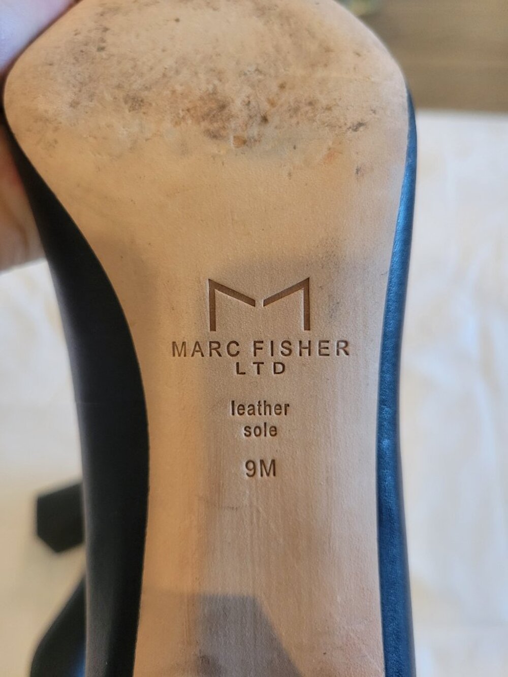 Marc Fisher LTD Black Leather Pointed Toe Block Heel Pumps Leather Sole Size 9M - Picture 8 of 8